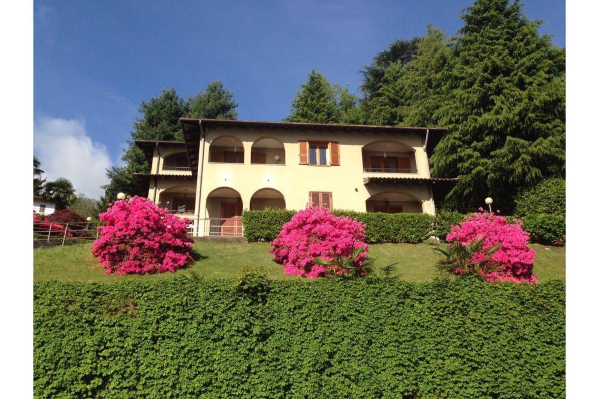 Pandora Lake View Stresa - Happy Rentals Екстериор снимка