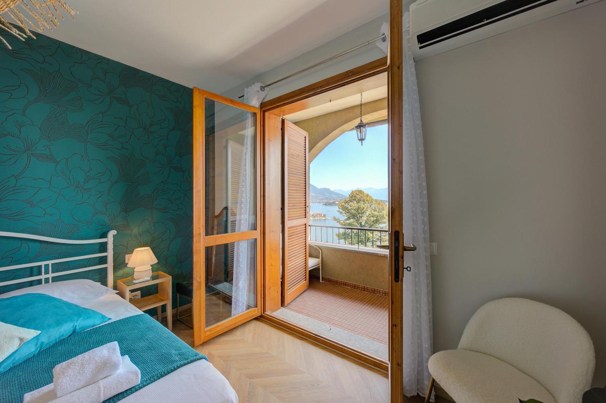 Pandora Lake View Stresa - Happy Rentals Екстериор снимка