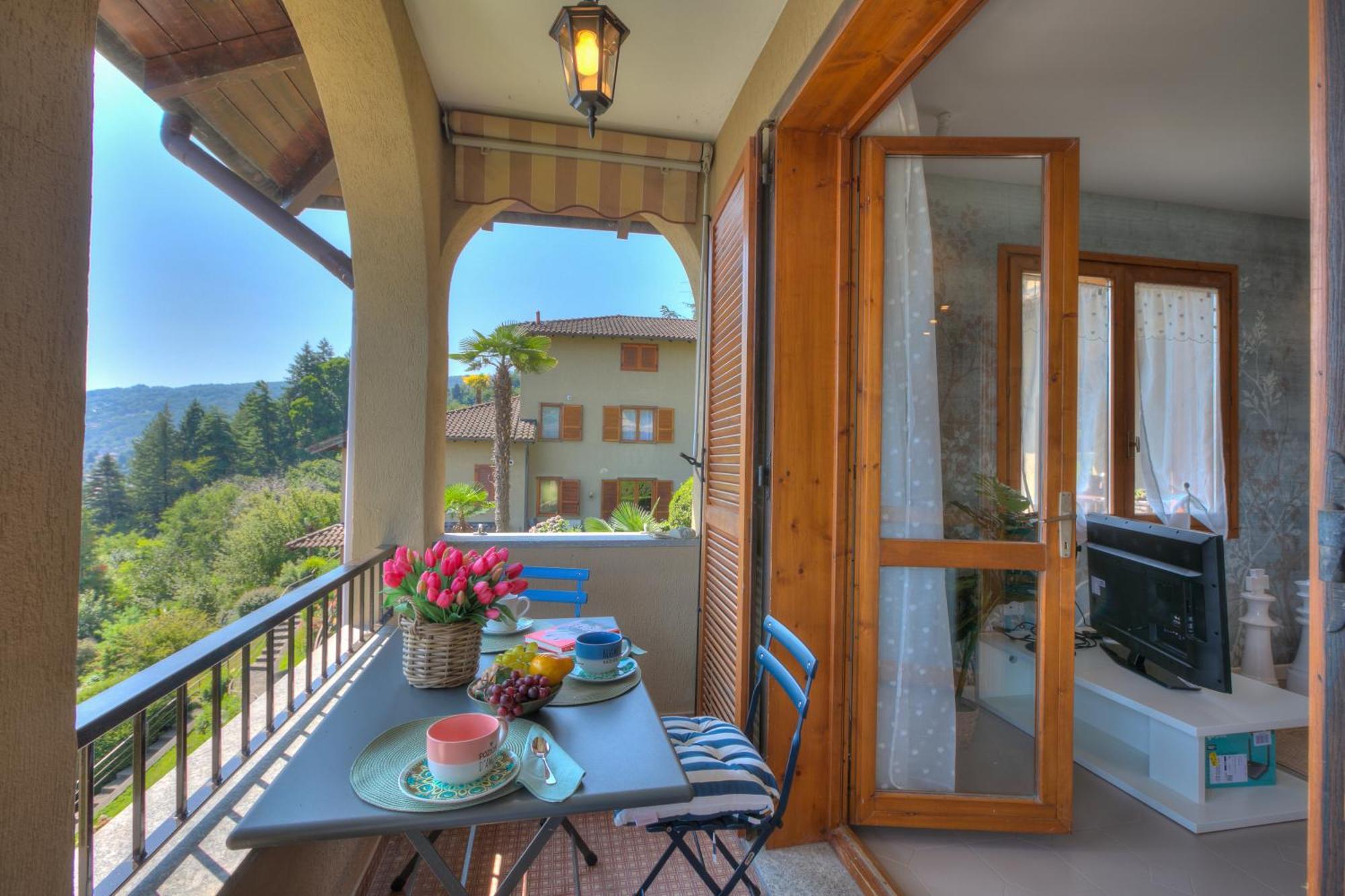 Pandora Lake View Stresa - Happy Rentals Екстериор снимка
