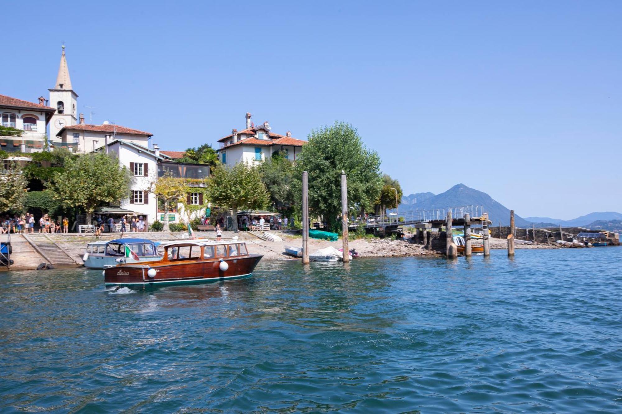 Pandora Lake View Stresa - Happy Rentals Екстериор снимка